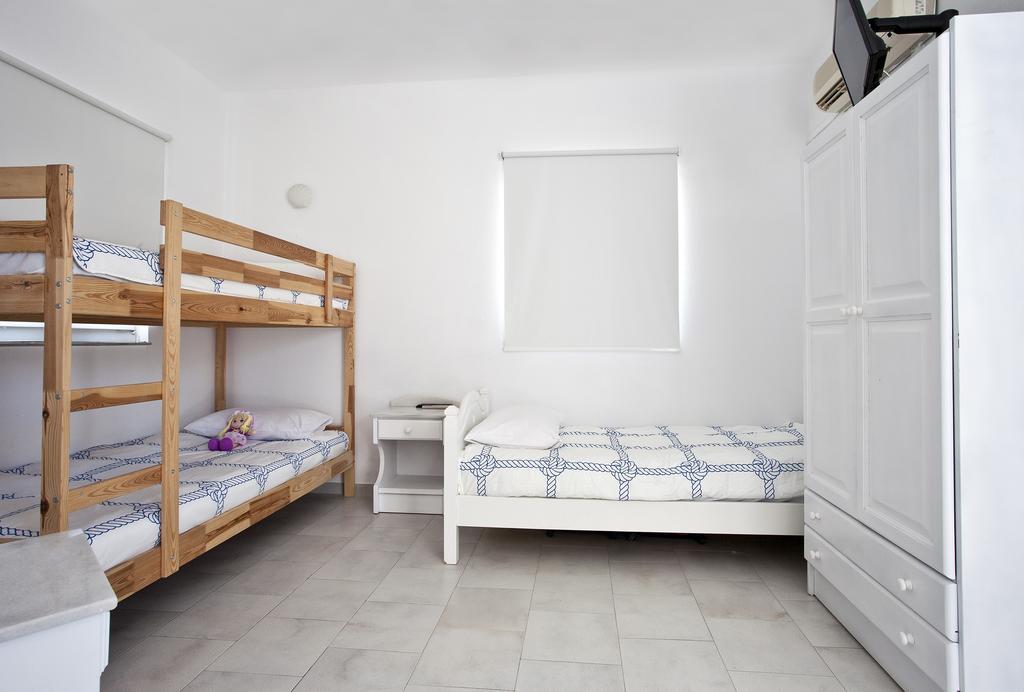 Sunday Hotel Antiparos Town Стая снимка
